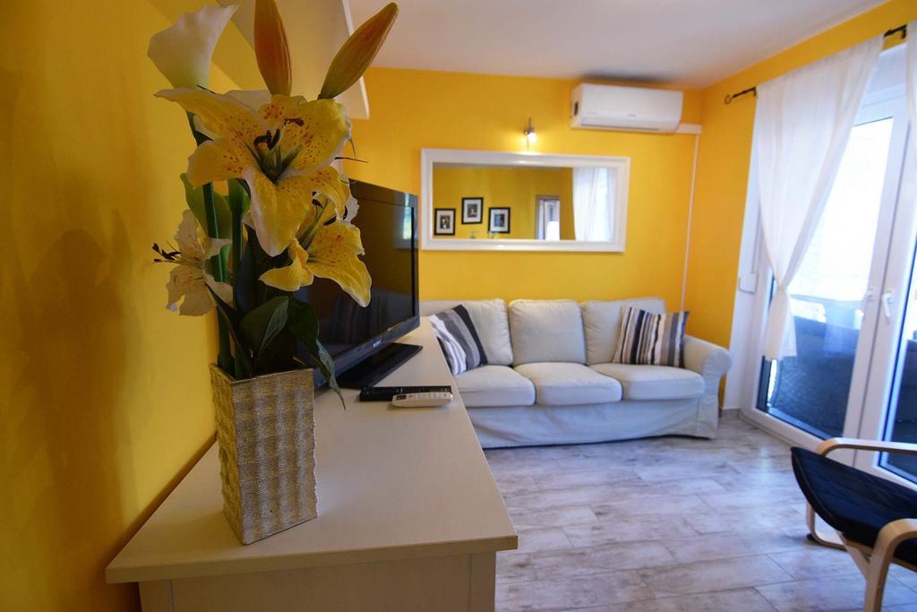 Apartment Plutus Biograd Na Moru Bagian luar foto